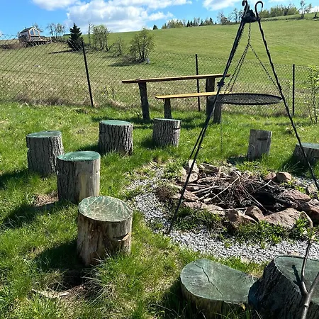 Nyaraló Antracytowe W Gorach Sowich Sierpnica